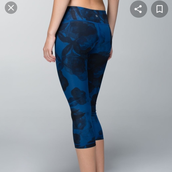Lululemon WunderUnder Crops - Picture 2 of 6